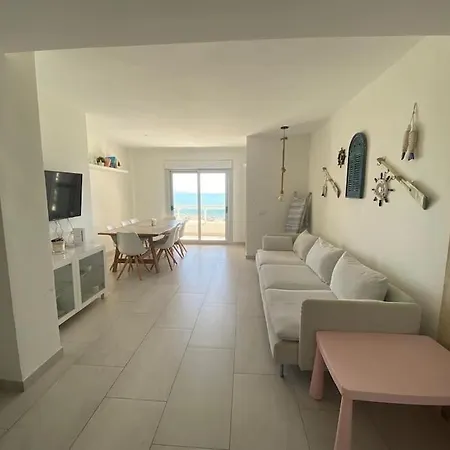 Vistahermosa Views With Parking Apartment *